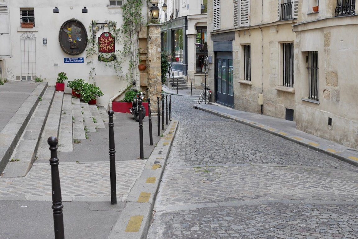 Tracé de l'enceinte romaine, île de la cité